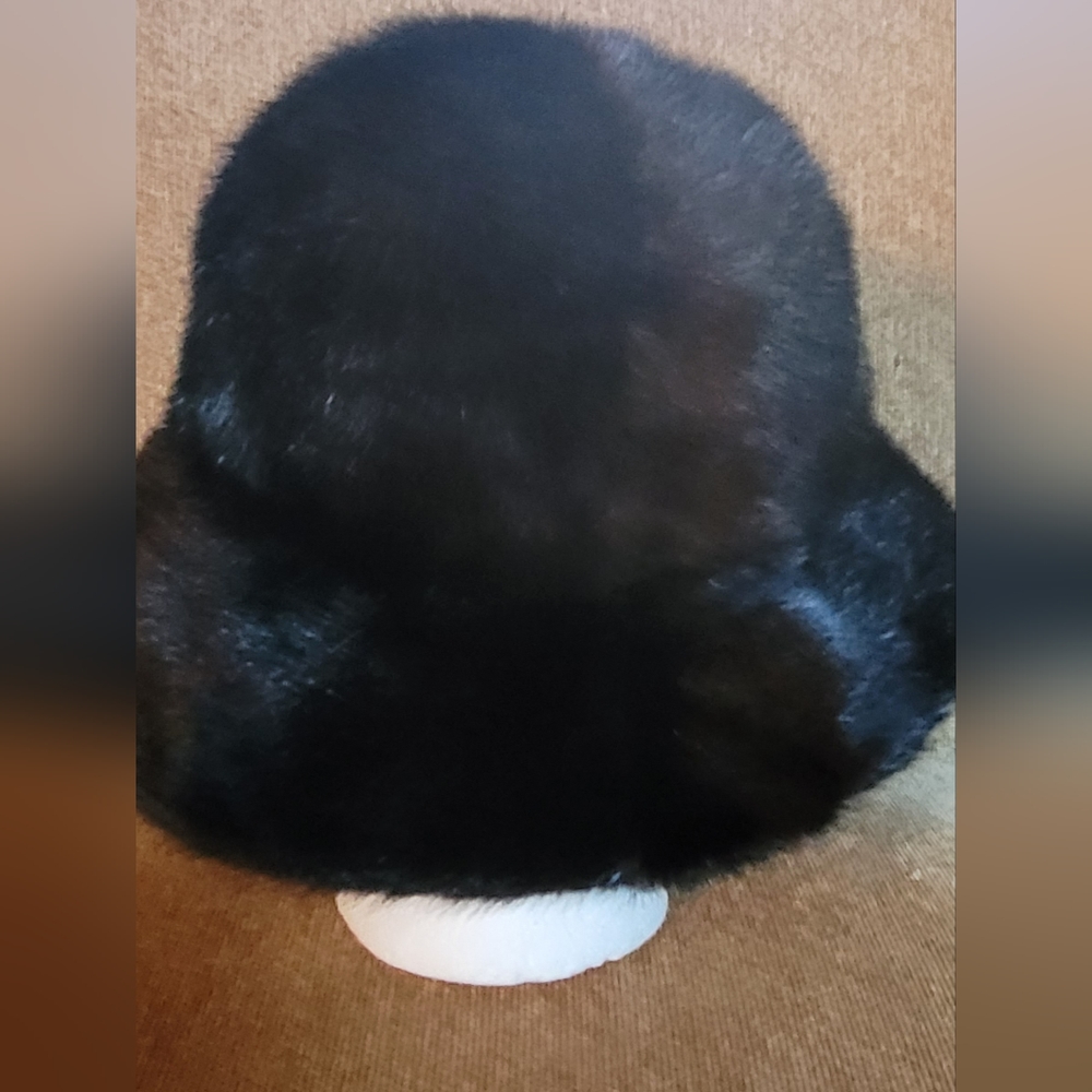 Vintage Mink fur hat - Picture 3 of 5